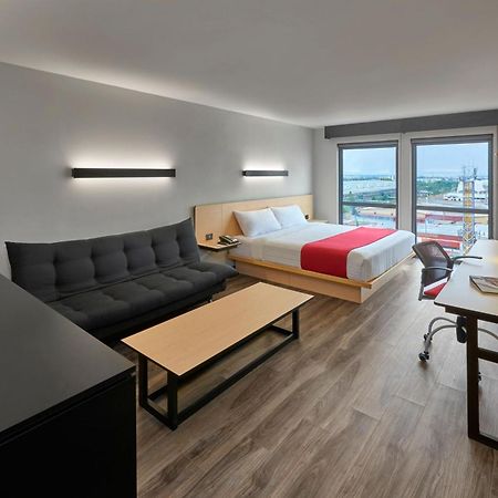 City Express Plus By Marriott Leon Centro De Convenciones Exterior photo