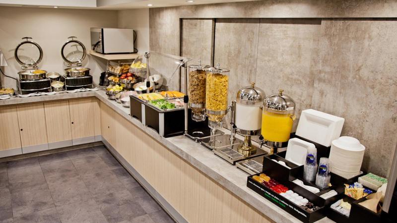 City Express Plus By Marriott Leon Centro De Convenciones Exterior photo